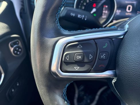 Used 2023 Jeep Wrangler Unlimited Rubicon 4xe w/ Cold Weather Group AWD/4WD image 19