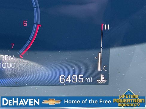 Used 2026 Chevrolet Trax RS w/ Sunroof Package FWD image 13