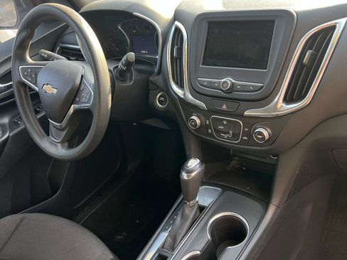 Used 2019 Chevrolet Equinox LT FWD image 11