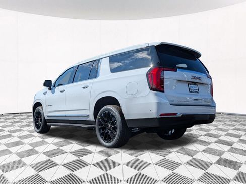 New 2026 GMC Yukon XL Elevation AWD/4WD image 11