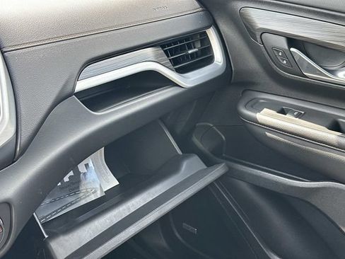 Used 2019 GMC Terrain SLT w/ Preferred Package AWD/4WD image 31