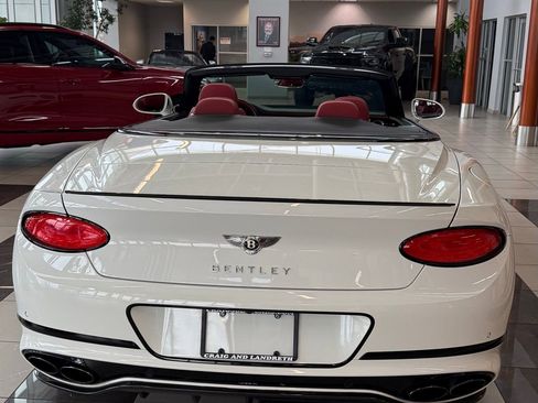 Used 2020 Bentley Continental GT image 9