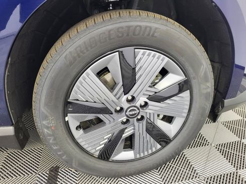 New 2025 Nissan Murano SL w/ Cargo Package AWD/4WD image 18