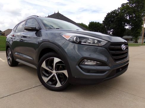 Used 2018 Hyundai Tucson Limited w/ Ultimate Package 02 AWD/4WD image 14