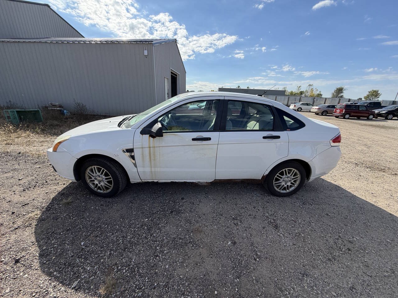 Used 2008 Ford Focus SES FWD image 2