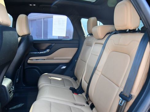 Used 2021 Lincoln Corsair Reserve w/ Equipment Group 201A image 21