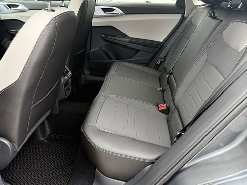 New 2026 Volkswagen Taos SE FWD image 24