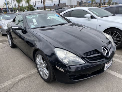 Used 2008 Mercedes-Benz SLK 280 w/ Premium Pkg I image 4