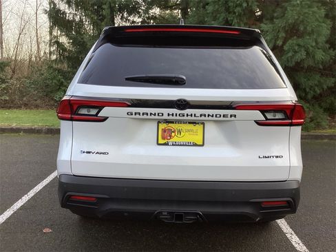 Used 2026 Toyota Grand Highlander AWD Hybrid image 14