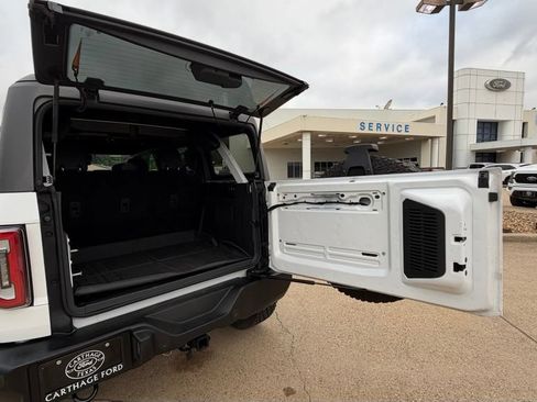 Used 2022 Ford Bronco Wildtrak AWD/4WD image 14