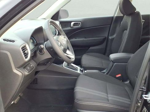 New 2026 Hyundai Venue SEL FWD image 10