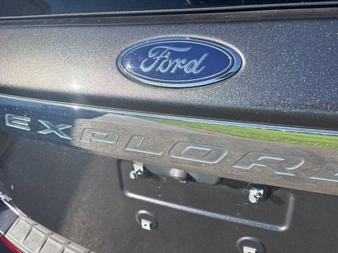 Used 2020 Ford Explorer XLT w/ Equipment Group 202A image 52