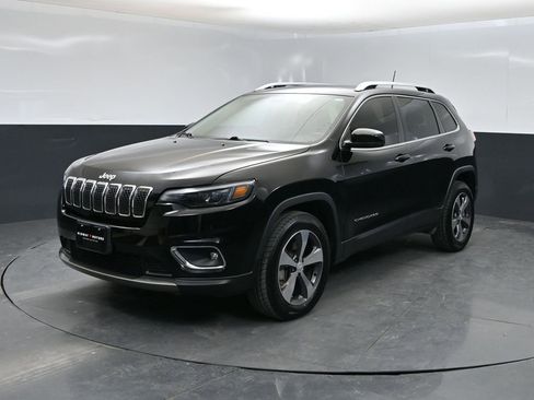 Used 2019 Jeep Cherokee Limited AWD/4WD image 5