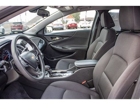 Used 2023 Chevrolet Malibu LT FWD image 29