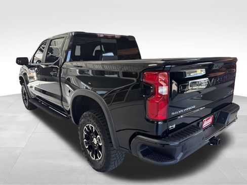 Used 2022 Chevrolet Silverado 1500 ZR2 w/ Technology Package AWD/4WD image 3