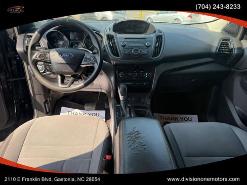 Used 2018 Ford Escape S image 7