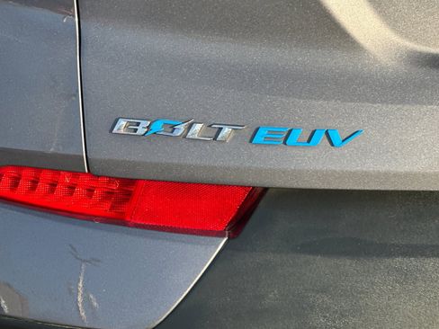 Used 2022 Chevrolet Bolt EUV Premier w/ Sun & Sound Package image 27