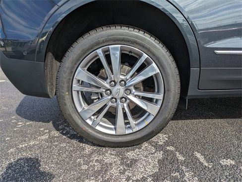 Used 2023 Cadillac XT5 Premium Luxury w/ Technology Package image 13