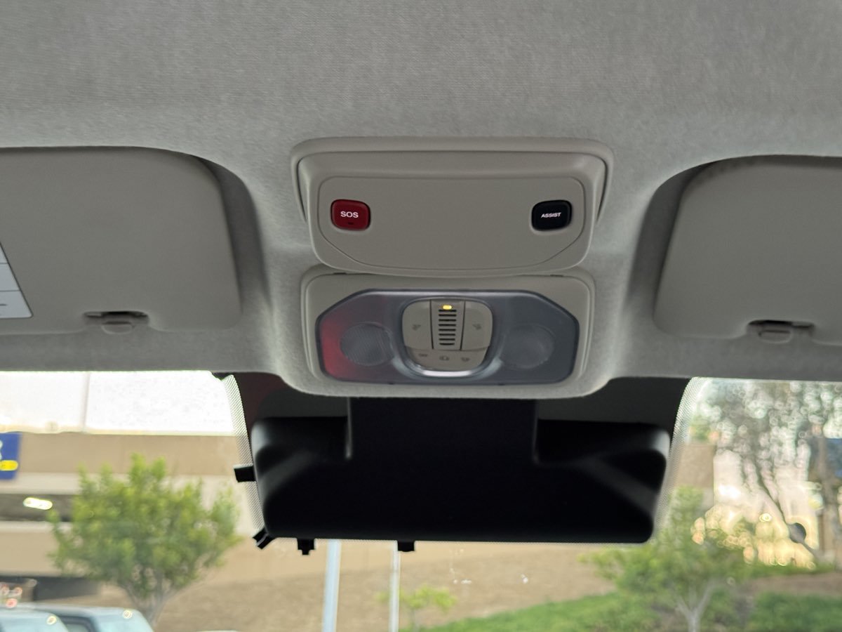 Used 2025 RAM ProMaster 2500 w/ Convenience Group FWD image 25