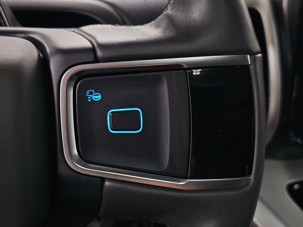 Used 2025 Ford Expedition Active AWD/4WD image 41