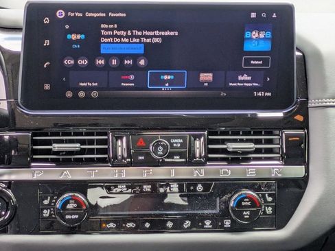 New 2026 Nissan Pathfinder Platinum FWD image 12