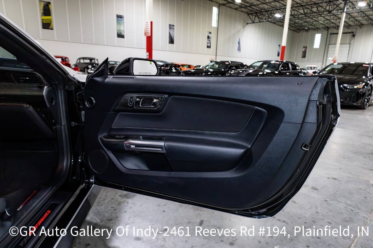 Used 2016 Ford Mustang GT RWD image 30