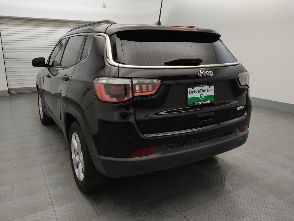 Used 2018 Jeep Compass Latitude w/ Popular Equipment Group FWD image 5