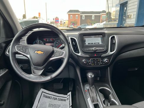 Used 2018 Chevrolet Equinox LT image 6