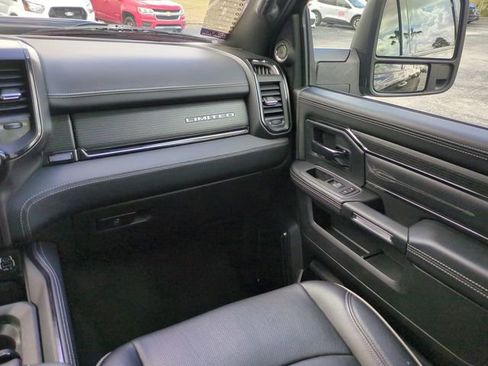 Used 2024 RAM 2500 Limited image 18