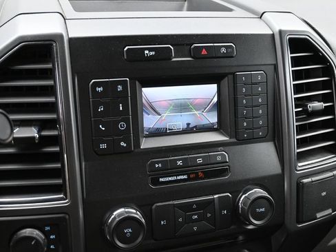 Used 2018 Ford F150 XLT AWD/4WD image 15