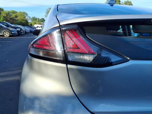 Used 2022 Hyundai Ioniq SEL FWD image 15