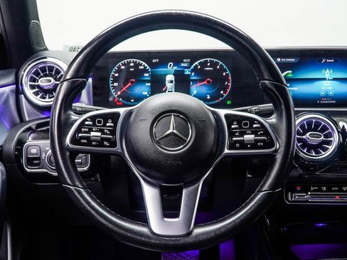 Used 2021 Mercedes-Benz A 220 image 15