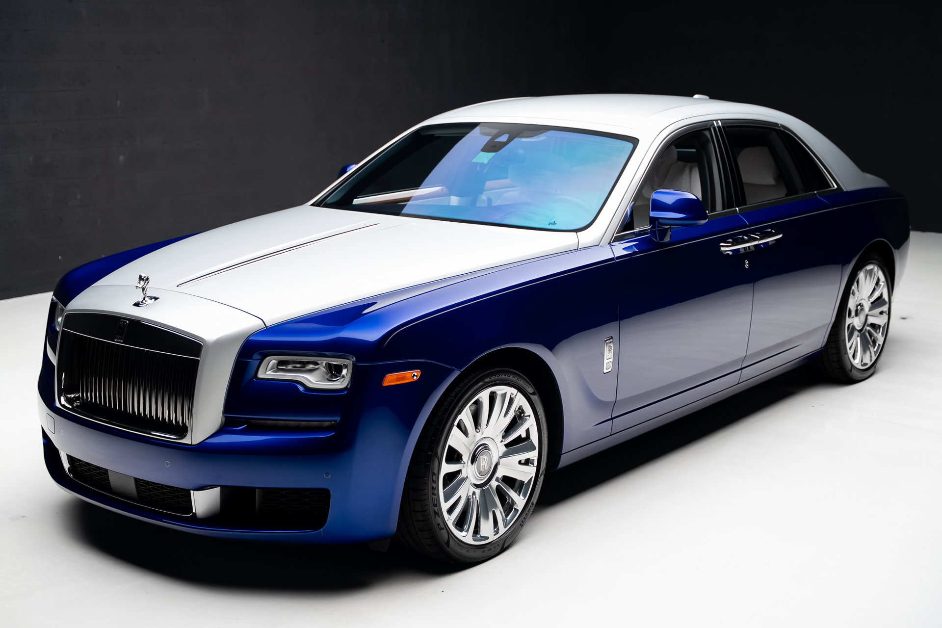 Used 2018 Rolls-Royce Ghost RWD image 5