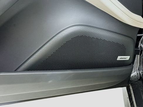 Used 2024 Porsche Panamera 4 image 21