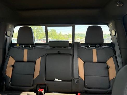 Used 2021 Chevrolet Silverado 2500 LTZ w/ Carhartt Edition AWD/4WD image 17