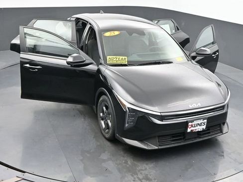Used 2025 Kia K4 FWD image 56