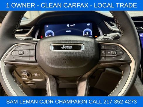 Used 2024 Jeep Grand Cherokee Limited w/ Luxury Tech Group II image 17