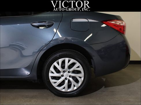 Used 2019 Toyota Corolla LE image 7