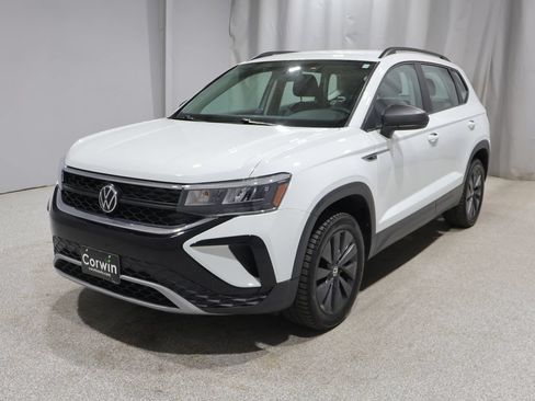Used 2022 Volkswagen Taos S FWD image 7