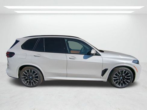 New 2026 BMW X5 xDrive50e w/ Executive Package image 3