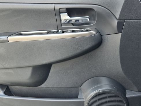 Used 2012 Jeep Liberty Limited Jet w/ Exterior Appearance Group image 15