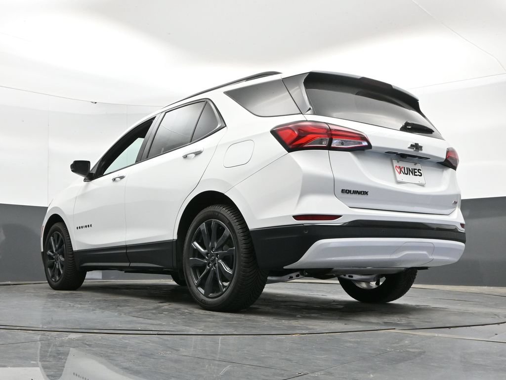 Used 2024 Chevrolet Equinox RS FWD image 38