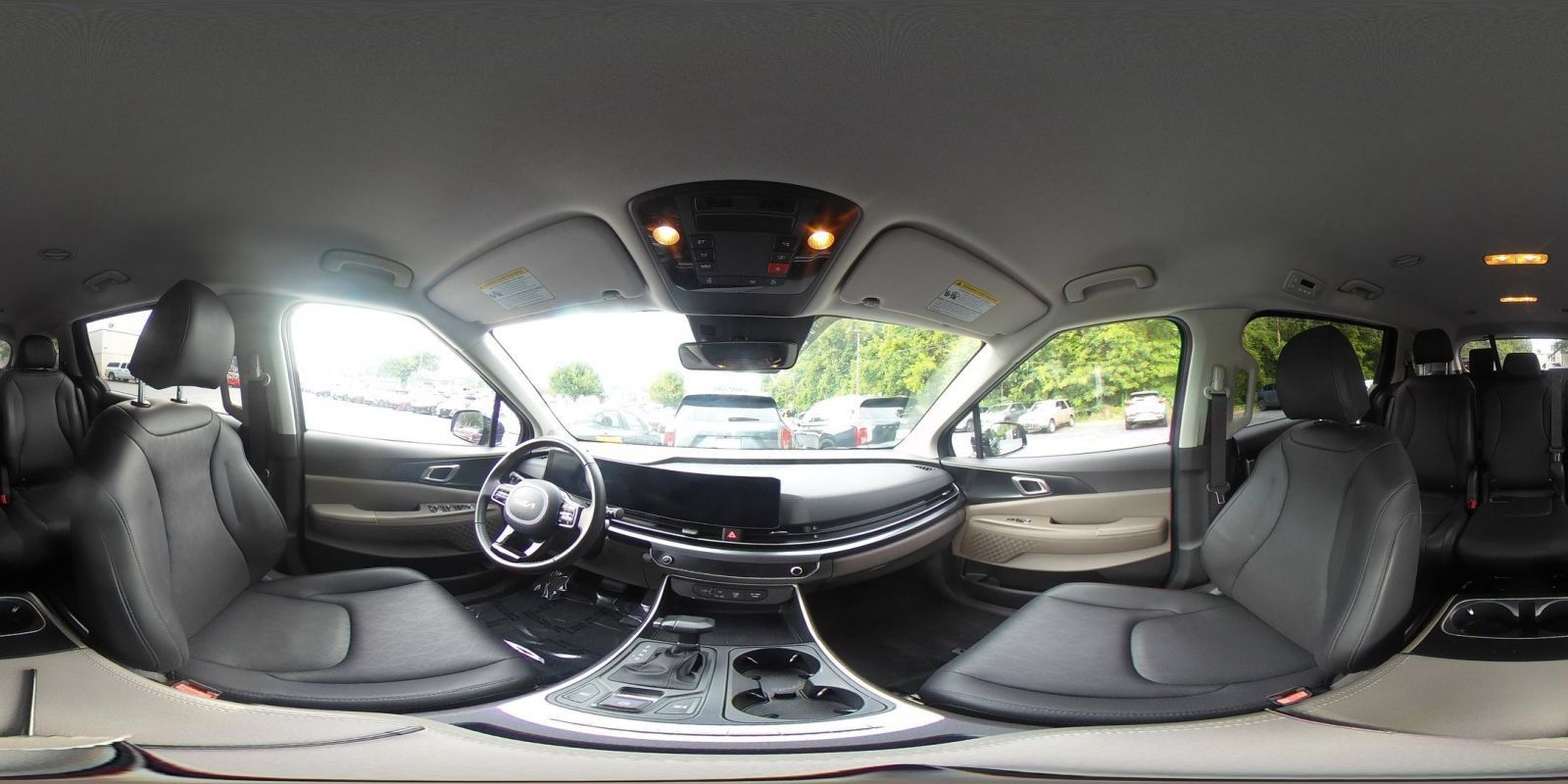 Used 2026 Kia Carnival FWD image 41