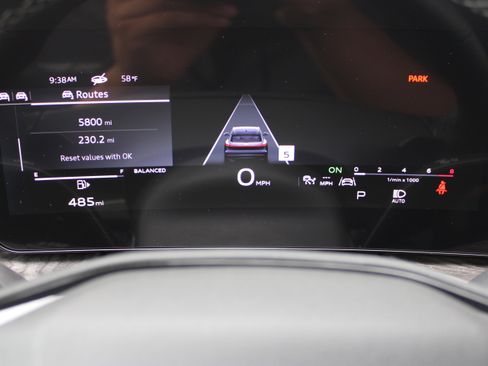 Certified 2025 Audi Q5 Premium w/ Convenience Package image 18