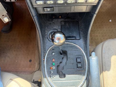 Used 2005 Lexus IS 300 RWD image 10