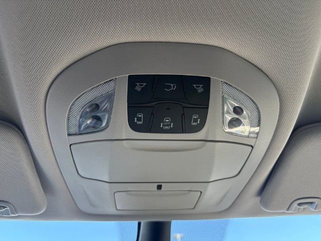 Used 2023 Chrysler Pacifica Touring-L FWD image 23