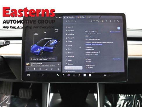 Used 2019 Tesla Model 3 Standard Range image 12