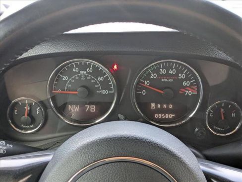 Used 2017 Jeep Wrangler Unlimited Rubicon image 11