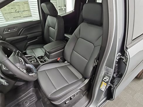 New 2026 GMC Canyon Elevation w/ Convenience Package image 28