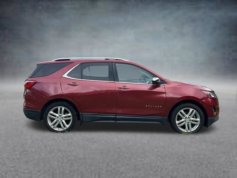Used 2018 Chevrolet Equinox Premier FWD image 4